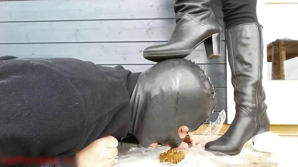 容赦なく糞尿を食べさせられる人間便器M男