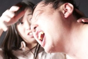 冷酷!!女窒息拷問官 5 市川まひろ