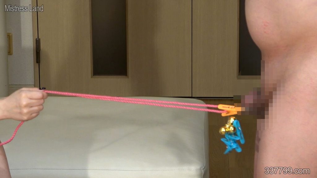 屋敷での家事兼クンニ奴隷と便器奴隷の日常 4