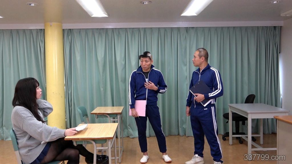 女権大学の哀れな男達 4